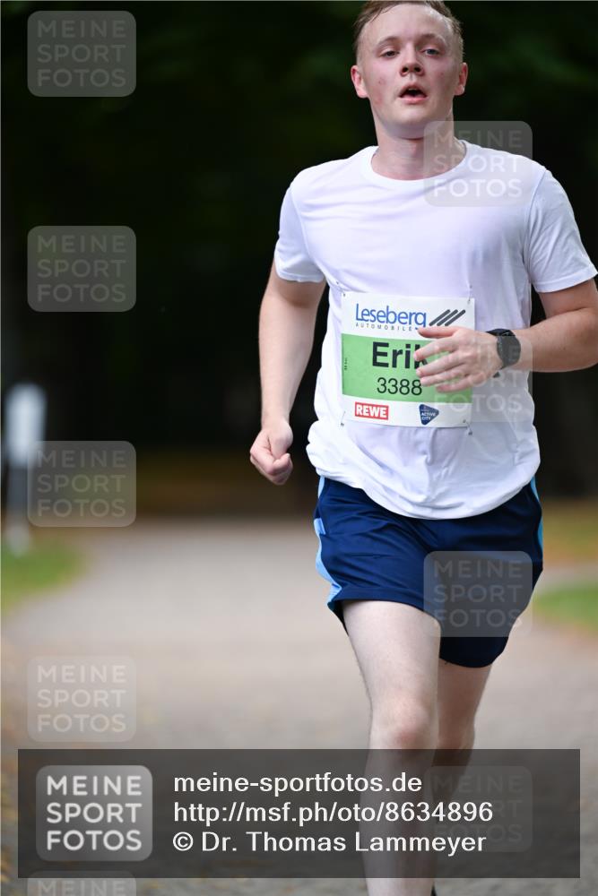 31.08.2025 - 21. Blankeneser Heldenlauf Dr. Thomas Lammeyer http://msf.ph/oto/8634896 31.08.2025 10:35:55 Laufen 3388 meine-sportfotos.de