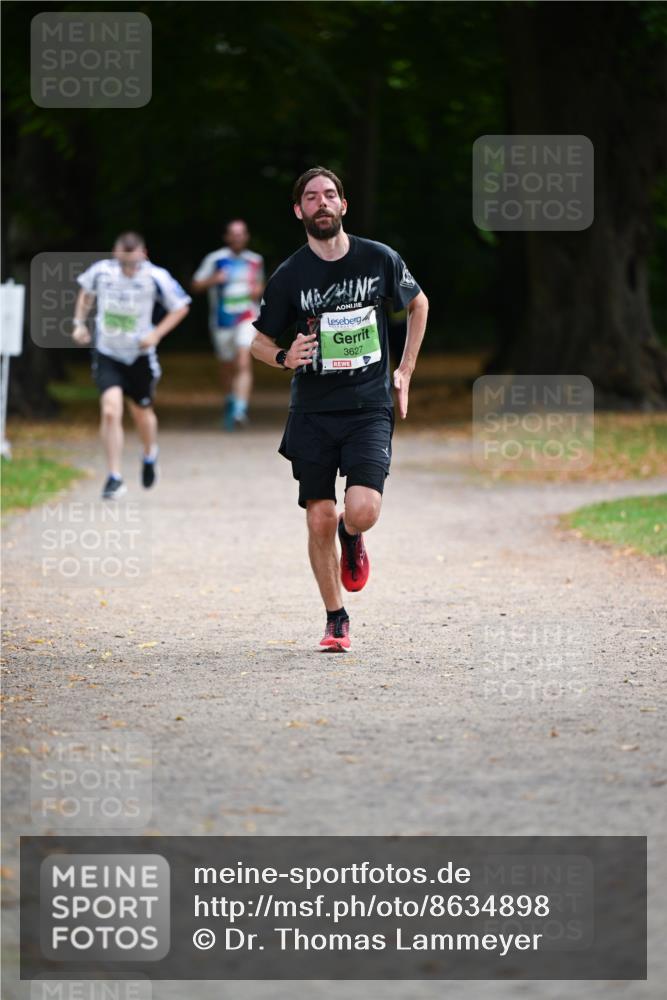 31.08.2025 - 21. Blankeneser Heldenlauf Dr. Thomas Lammeyer http://msf.ph/oto/8634898 31.08.2025 10:36:05 Laufen 3627 meine-sportfotos.de