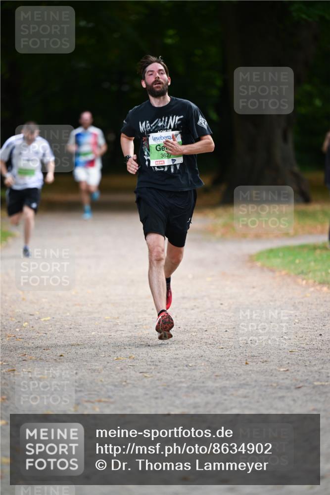 31.08.2025 - 21. Blankeneser Heldenlauf Dr. Thomas Lammeyer http://msf.ph/oto/8634902 31.08.2025 10:36:05 Laufen 3627 meine-sportfotos.de
