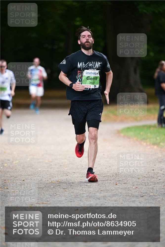 31.08.2025 - 21. Blankeneser Heldenlauf Dr. Thomas Lammeyer http://msf.ph/oto/8634905 31.08.2025 10:36:06 Laufen 3627 meine-sportfotos.de