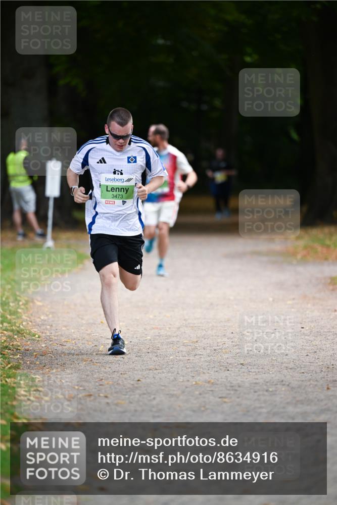 31.08.2025 - 21. Blankeneser Heldenlauf Dr. Thomas Lammeyer http://msf.ph/oto/8634916 31.08.2025 10:36:08 Laufen 3473 meine-sportfotos.de