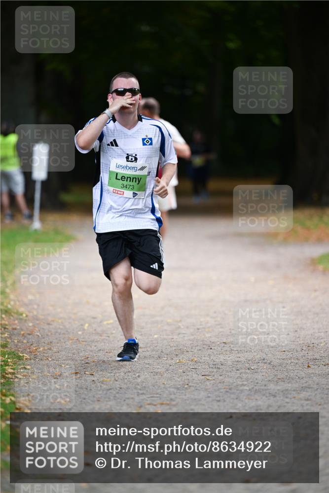 31.08.2025 - 21. Blankeneser Heldenlauf Dr. Thomas Lammeyer http://msf.ph/oto/8634922 31.08.2025 10:36:09 Laufen 3473 meine-sportfotos.de