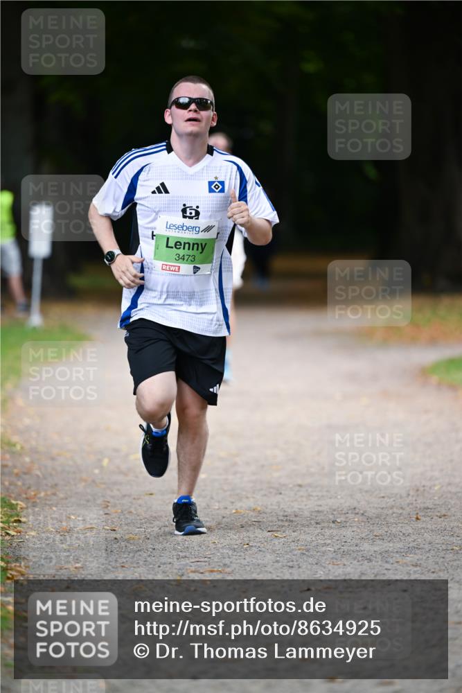 31.08.2025 - 21. Blankeneser Heldenlauf Dr. Thomas Lammeyer http://msf.ph/oto/8634925 31.08.2025 10:36:10 Laufen 3473 meine-sportfotos.de