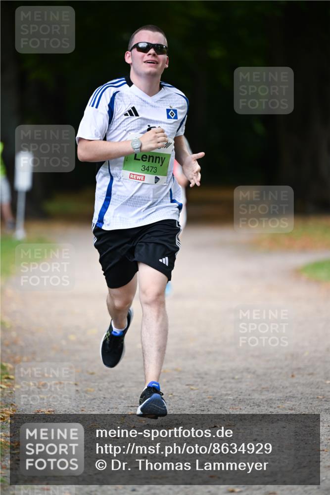 31.08.2025 - 21. Blankeneser Heldenlauf Dr. Thomas Lammeyer http://msf.ph/oto/8634929 31.08.2025 10:36:10 Laufen 3473 meine-sportfotos.de