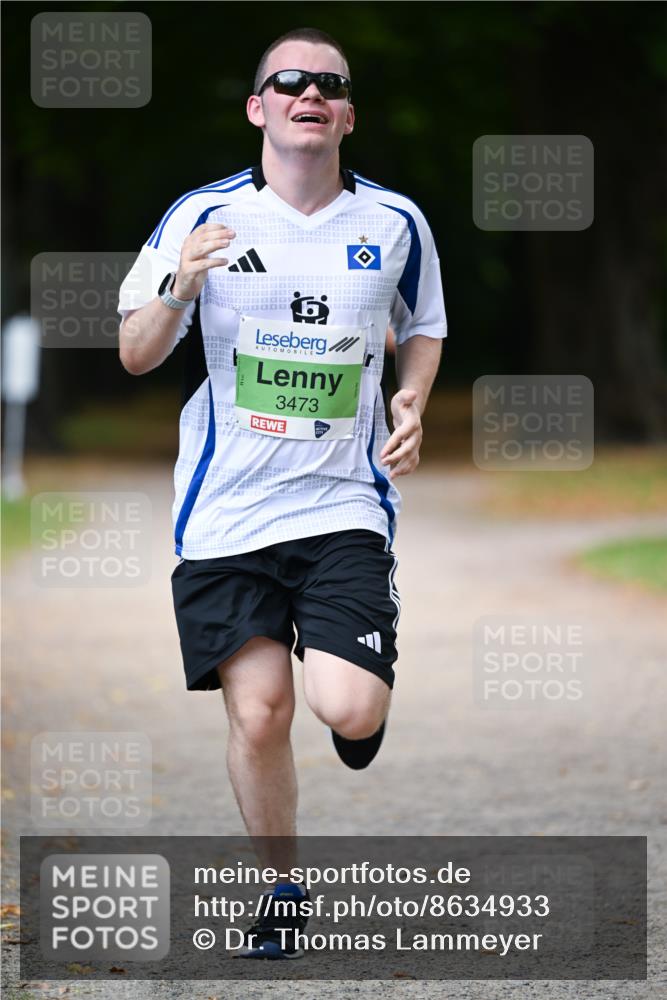 31.08.2025 - 21. Blankeneser Heldenlauf Dr. Thomas Lammeyer http://msf.ph/oto/8634933 31.08.2025 10:36:11 Laufen 1103, 701, 3473 meine-sportfotos.de