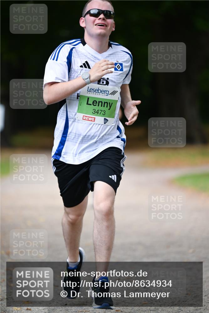 31.08.2025 - 21. Blankeneser Heldenlauf Dr. Thomas Lammeyer http://msf.ph/oto/8634934 31.08.2025 10:36:11 Laufen 000000, 3473 meine-sportfotos.de