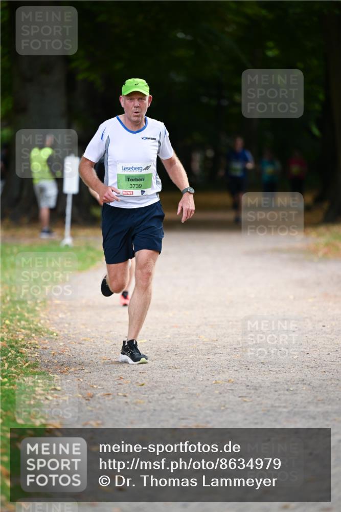 31.08.2025 - 21. Blankeneser Heldenlauf Dr. Thomas Lammeyer http://msf.ph/oto/8634979 31.08.2025 10:36:37 Laufen 3739 meine-sportfotos.de