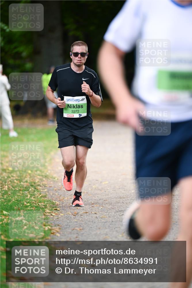 31.08.2025 - 21. Blankeneser Heldenlauf Dr. Thomas Lammeyer http://msf.ph/oto/8634991 31.08.2025 10:36:40 Laufen 3272 meine-sportfotos.de