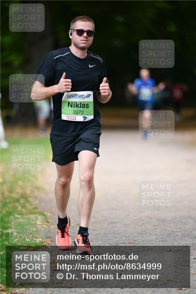 31.08.2025 - 21. Blankeneser Heldenlauf Dr. Thomas Lammeyer http://msf.ph/oto/8634999 31.08.2025 10:36:41 Laufen 3272 meine-sportfotos.de