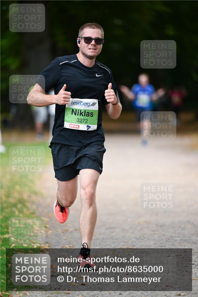 31.08.2025 - 21. Blankeneser Heldenlauf Dr. Thomas Lammeyer http://msf.ph/oto/8635000 31.08.2025 10:36:41 Laufen 3272 meine-sportfotos.de