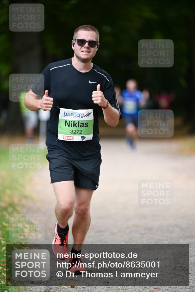 31.08.2025 - 21. Blankeneser Heldenlauf Dr. Thomas Lammeyer http://msf.ph/oto/8635001 31.08.2025 10:36:41 Laufen 3272 meine-sportfotos.de