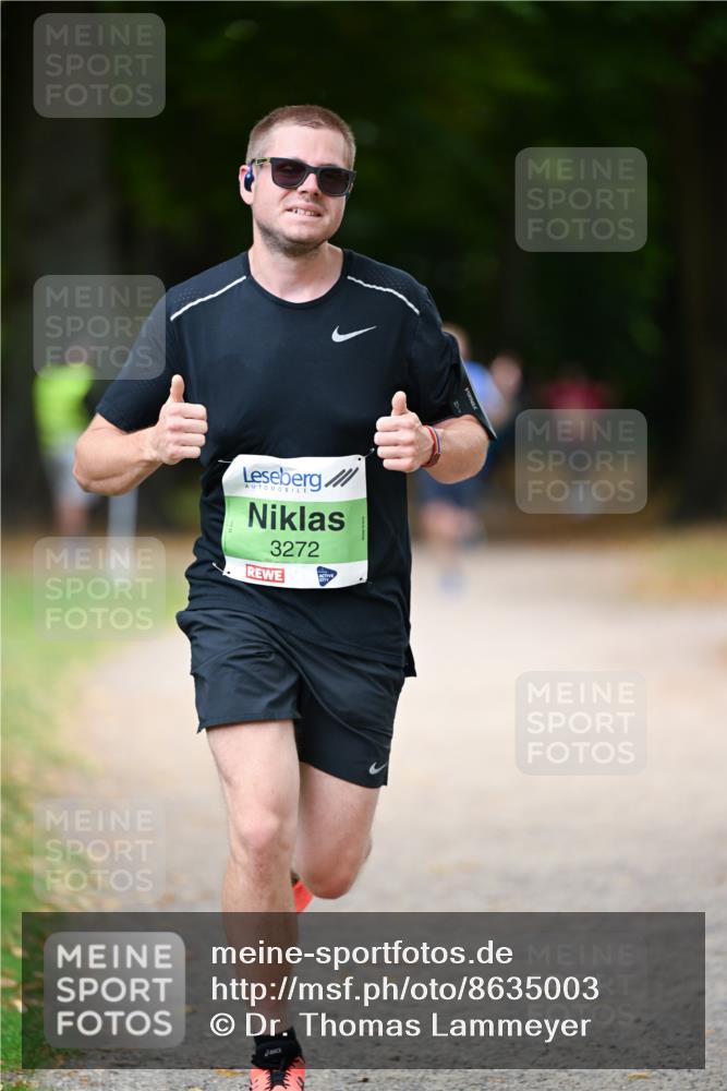 31.08.2025 - 21. Blankeneser Heldenlauf Dr. Thomas Lammeyer http://msf.ph/oto/8635003 31.08.2025 10:36:41 Laufen 3272 meine-sportfotos.de