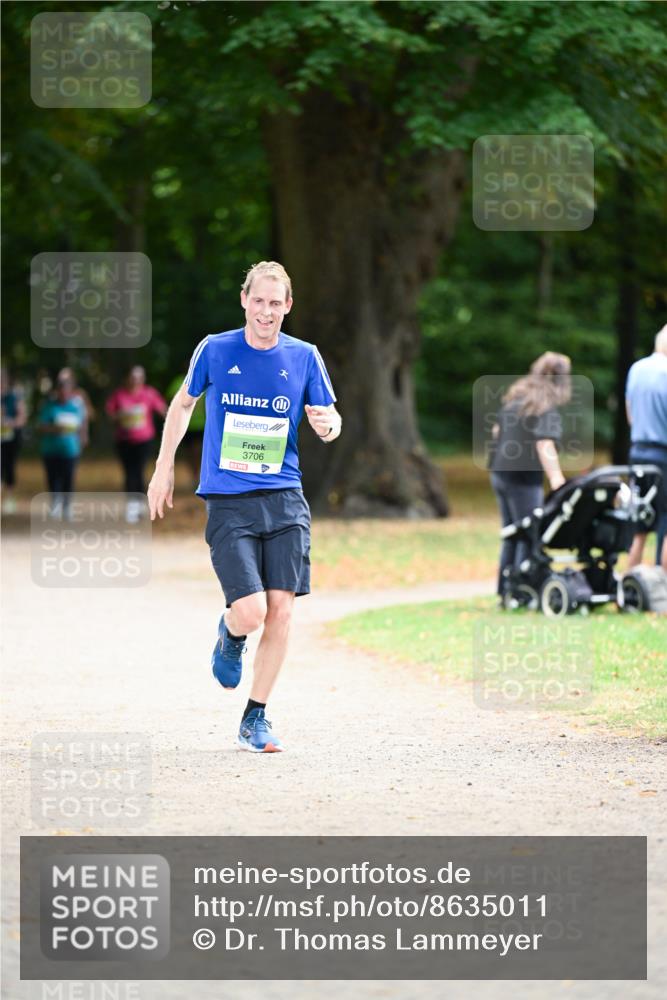 31.08.2025 - 21. Blankeneser Heldenlauf Dr. Thomas Lammeyer http://msf.ph/oto/8635011 31.08.2025 10:36:47 Laufen 3706 meine-sportfotos.de