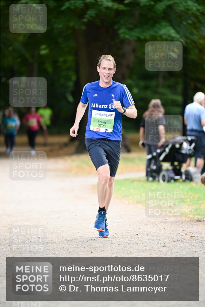 31.08.2025 - 21. Blankeneser Heldenlauf Dr. Thomas Lammeyer http://msf.ph/oto/8635017 31.08.2025 10:36:47 Laufen 3706 meine-sportfotos.de