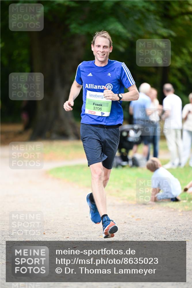 31.08.2025 - 21. Blankeneser Heldenlauf Dr. Thomas Lammeyer http://msf.ph/oto/8635023 31.08.2025 10:36:48 Laufen 3706 meine-sportfotos.de
