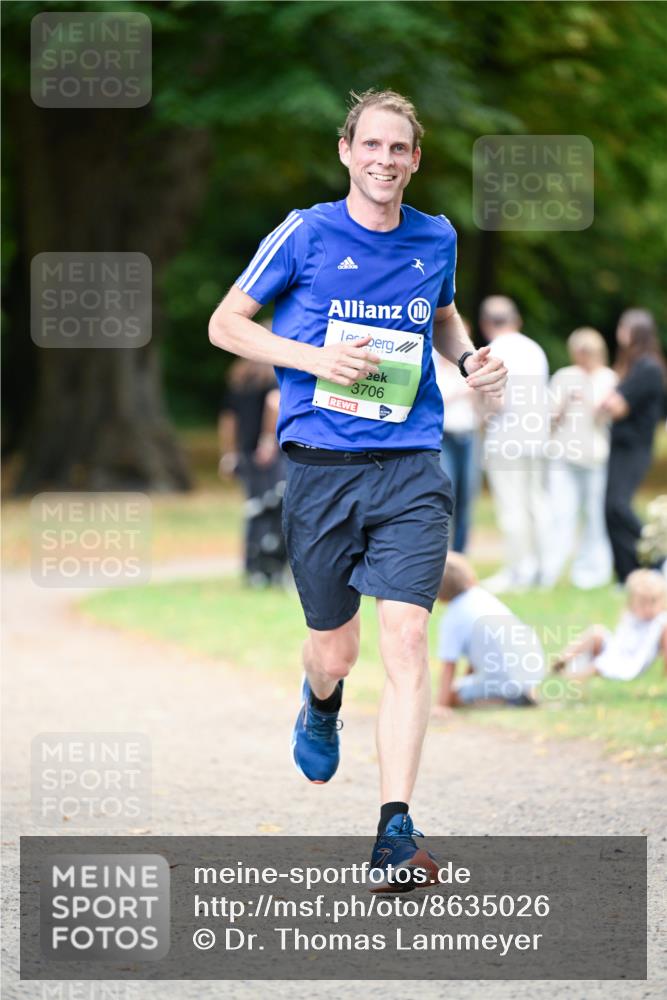 31.08.2025 - 21. Blankeneser Heldenlauf Dr. Thomas Lammeyer http://msf.ph/oto/8635026 31.08.2025 10:36:49 Laufen 3706 meine-sportfotos.de