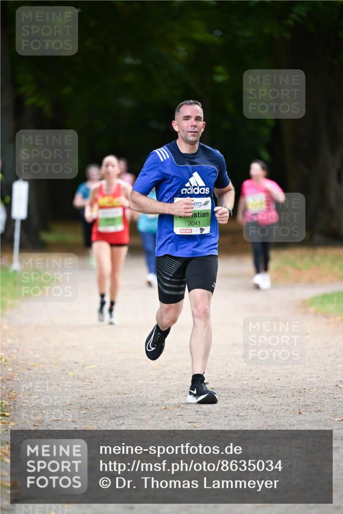 31.08.2025 - 21. Blankeneser Heldenlauf Dr. Thomas Lammeyer http://msf.ph/oto/8635034 31.08.2025 10:36:58 Laufen 3041 meine-sportfotos.de