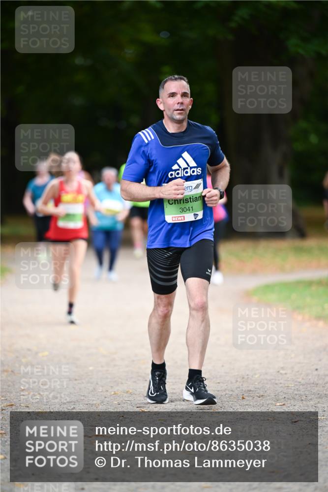 31.08.2025 - 21. Blankeneser Heldenlauf Dr. Thomas Lammeyer http://msf.ph/oto/8635038 31.08.2025 10:36:58 Laufen 3041 meine-sportfotos.de