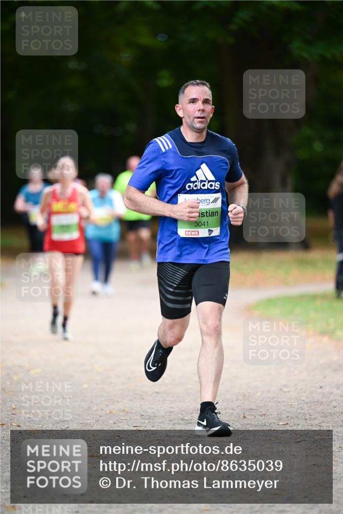 31.08.2025 - 21. Blankeneser Heldenlauf Dr. Thomas Lammeyer http://msf.ph/oto/8635039 31.08.2025 10:36:58 Laufen 3041 meine-sportfotos.de