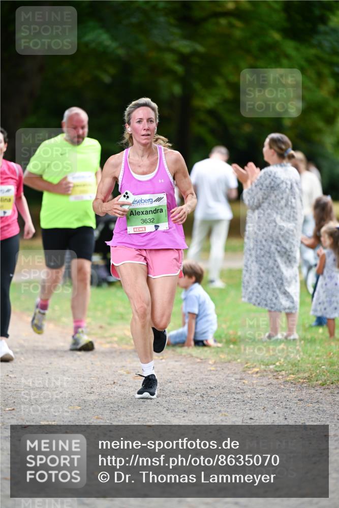 31.08.2025 - 21. Blankeneser Heldenlauf Dr. Thomas Lammeyer http://msf.ph/oto/8635070 31.08.2025 10:37:07 Laufen 3632 meine-sportfotos.de