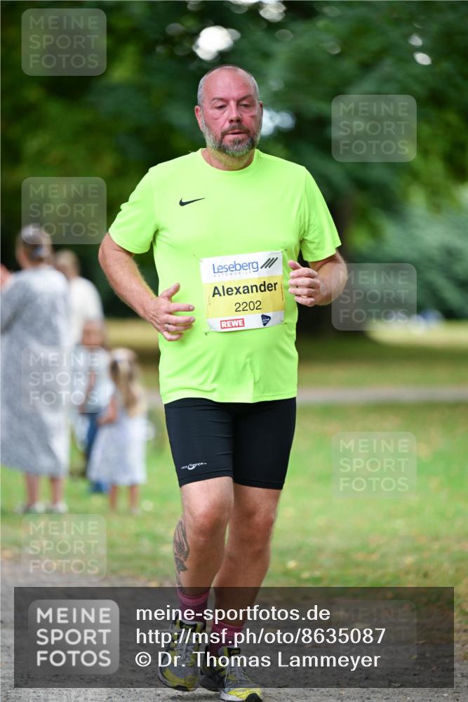 31.08.2025 - 21. Blankeneser Heldenlauf Dr. Thomas Lammeyer http://msf.ph/oto/8635087 31.08.2025 10:37:11 Laufen 2202 meine-sportfotos.de