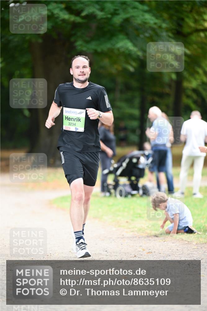 31.08.2025 - 21. Blankeneser Heldenlauf Dr. Thomas Lammeyer http://msf.ph/oto/8635109 31.08.2025 10:37:18 Laufen 3234 meine-sportfotos.de