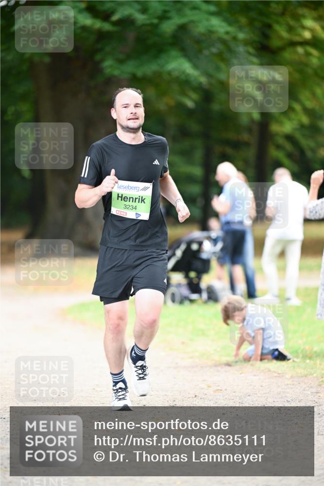 31.08.2025 - 21. Blankeneser Heldenlauf Dr. Thomas Lammeyer http://msf.ph/oto/8635111 31.08.2025 10:37:18 Laufen 3234 meine-sportfotos.de