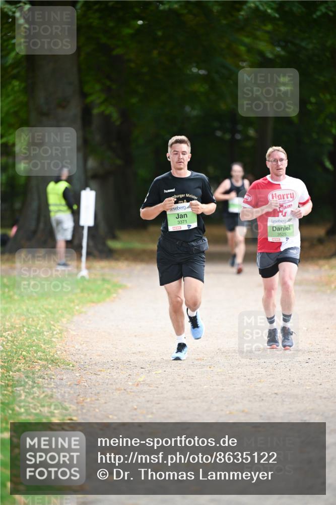 31.08.2025 - 21. Blankeneser Heldenlauf Dr. Thomas Lammeyer http://msf.ph/oto/8635122 31.08.2025 10:37:22 Laufen 3371, 3525 meine-sportfotos.de