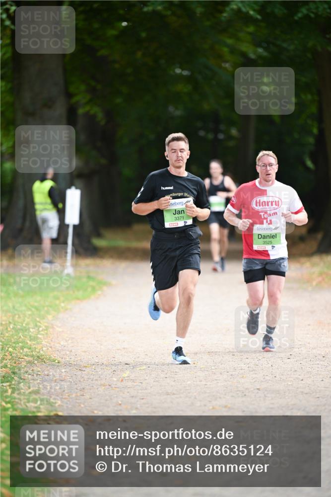 31.08.2025 - 21. Blankeneser Heldenlauf Dr. Thomas Lammeyer http://msf.ph/oto/8635124 31.08.2025 10:37:22 Laufen 3371, 3525 meine-sportfotos.de