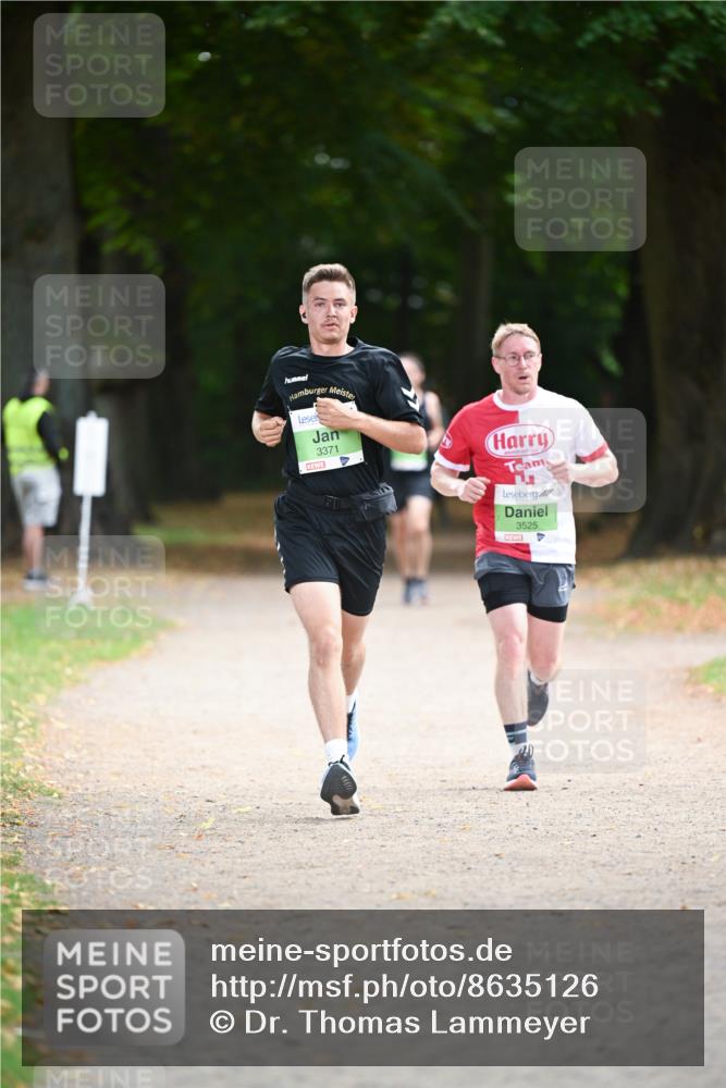31.08.2025 - 21. Blankeneser Heldenlauf Dr. Thomas Lammeyer http://msf.ph/oto/8635126 31.08.2025 10:37:22 Laufen 3371, 3525 meine-sportfotos.de