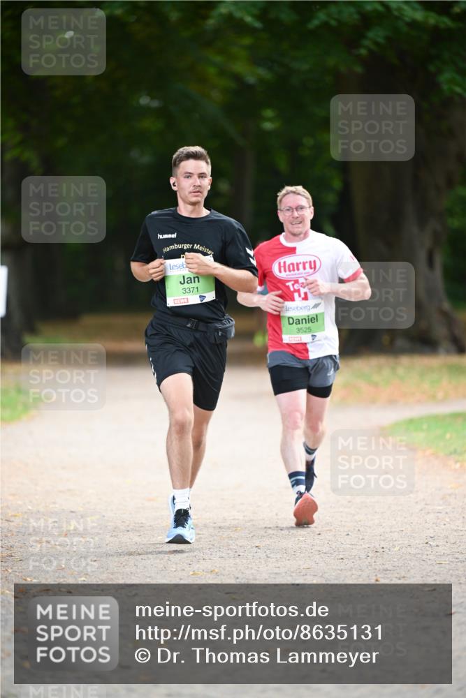 31.08.2025 - 21. Blankeneser Heldenlauf Dr. Thomas Lammeyer http://msf.ph/oto/8635131 31.08.2025 10:37:23 Laufen 3371, 3525 meine-sportfotos.de