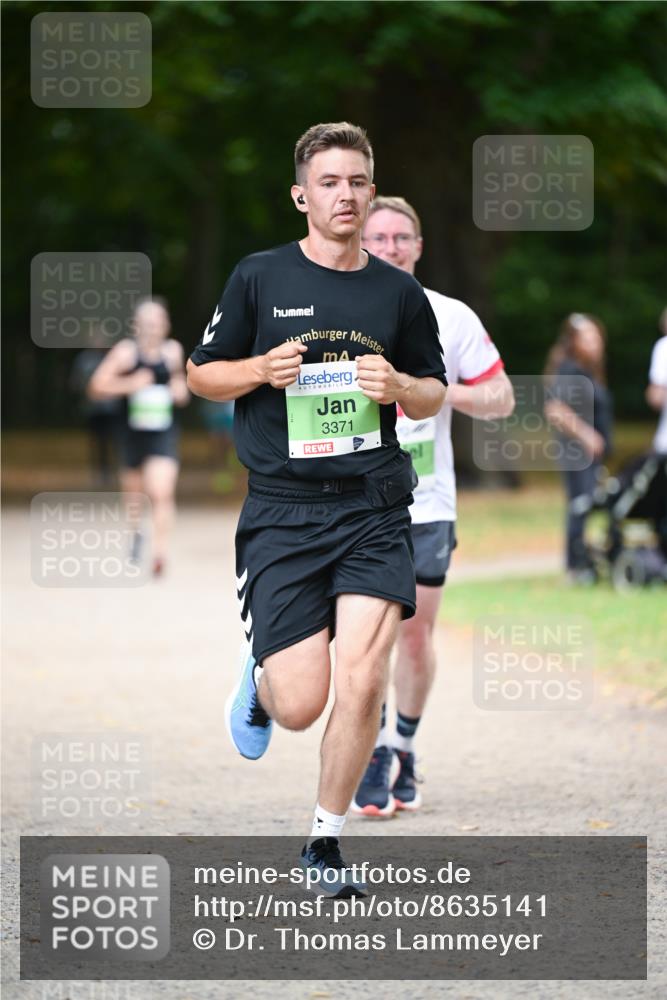 31.08.2025 - 21. Blankeneser Heldenlauf Dr. Thomas Lammeyer http://msf.ph/oto/8635141 31.08.2025 10:37:24 Laufen 3371 meine-sportfotos.de