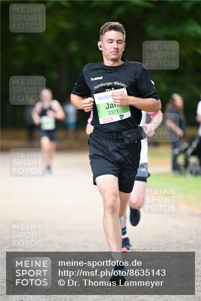 31.08.2025 - 21. Blankeneser Heldenlauf Dr. Thomas Lammeyer http://msf.ph/oto/8635143 31.08.2025 10:37:24 Laufen 3371 meine-sportfotos.de