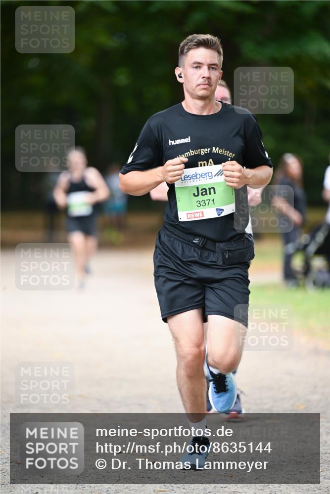 31.08.2025 - 21. Blankeneser Heldenlauf Dr. Thomas Lammeyer http://msf.ph/oto/8635144 31.08.2025 10:37:25 Laufen 3371 meine-sportfotos.de