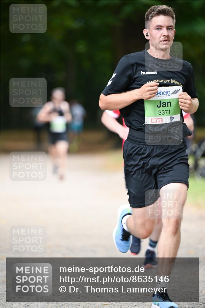 31.08.2025 - 21. Blankeneser Heldenlauf Dr. Thomas Lammeyer http://msf.ph/oto/8635146 31.08.2025 10:37:25 Laufen 3371 meine-sportfotos.de