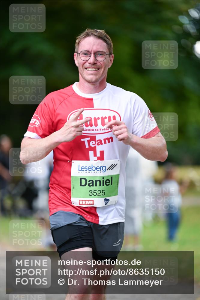 31.08.2025 - 21. Blankeneser Heldenlauf Dr. Thomas Lammeyer http://msf.ph/oto/8635150 31.08.2025 10:37:26 Laufen 1688, 3525 meine-sportfotos.de