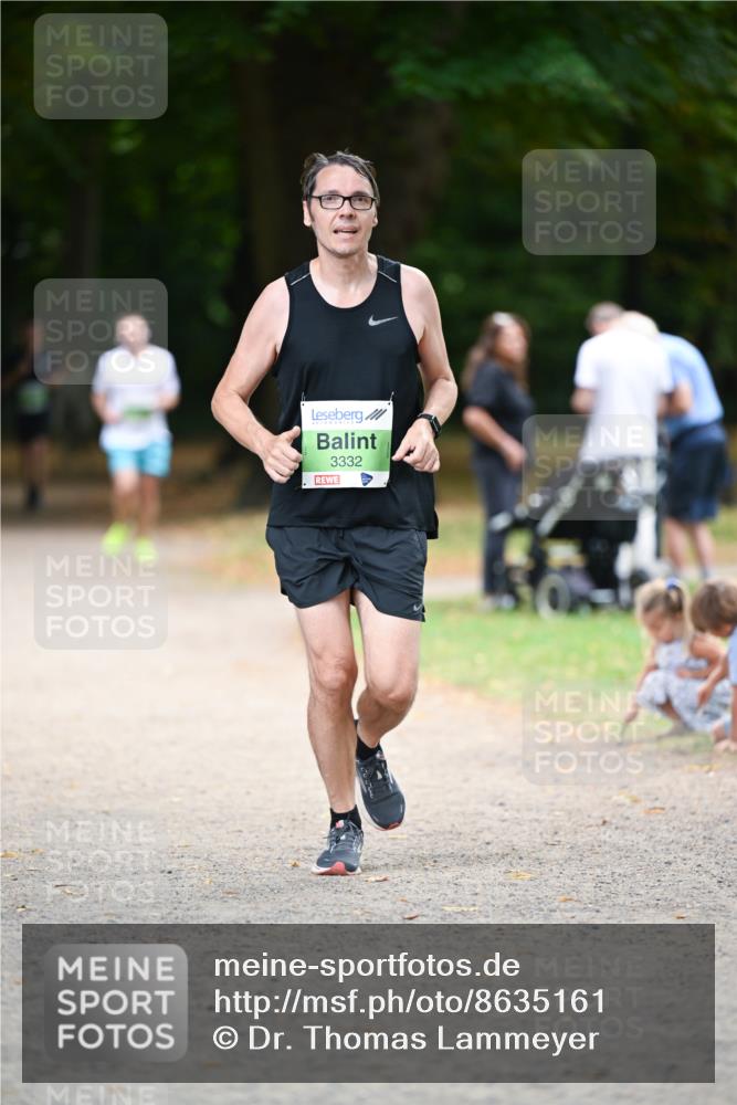 31.08.2025 - 21. Blankeneser Heldenlauf Dr. Thomas Lammeyer http://msf.ph/oto/8635161 31.08.2025 10:37:30 Laufen 3332 meine-sportfotos.de