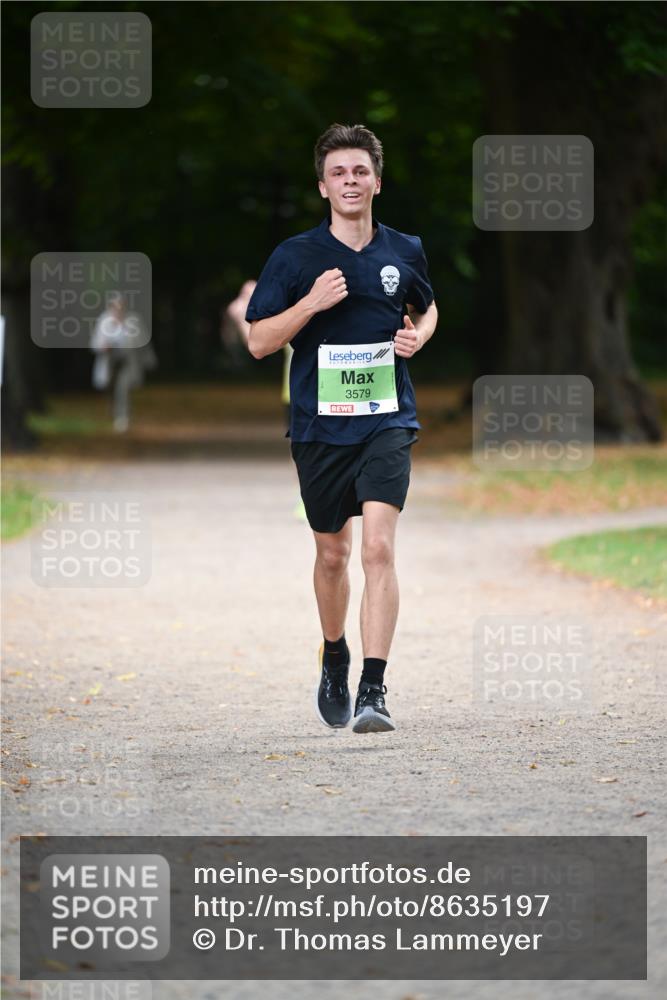 31.08.2025 - 21. Blankeneser Heldenlauf Dr. Thomas Lammeyer http://msf.ph/oto/8635197 31.08.2025 10:37:42 Laufen 3579 meine-sportfotos.de