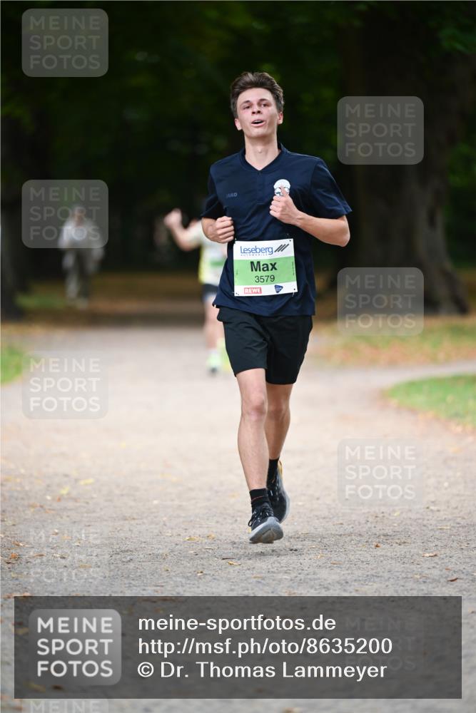31.08.2025 - 21. Blankeneser Heldenlauf Dr. Thomas Lammeyer http://msf.ph/oto/8635200 31.08.2025 10:37:43 Laufen 3579 meine-sportfotos.de