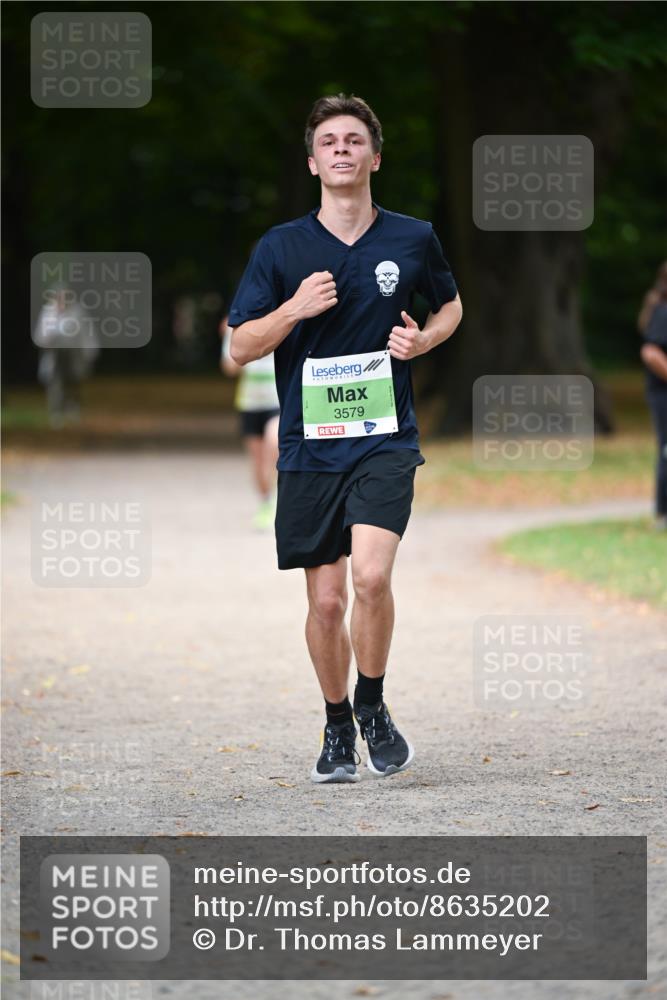 31.08.2025 - 21. Blankeneser Heldenlauf Dr. Thomas Lammeyer http://msf.ph/oto/8635202 31.08.2025 10:37:43 Laufen 3579 meine-sportfotos.de