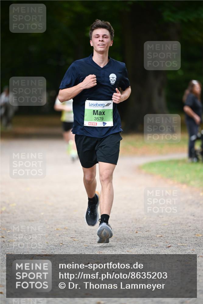 31.08.2025 - 21. Blankeneser Heldenlauf Dr. Thomas Lammeyer http://msf.ph/oto/8635203 31.08.2025 10:37:43 Laufen 3579 meine-sportfotos.de