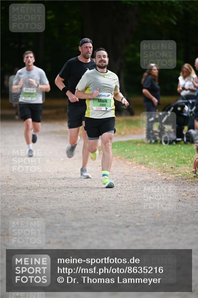 31.08.2025 - 21. Blankeneser Heldenlauf Dr. Thomas Lammeyer http://msf.ph/oto/8635216 31.08.2025 10:37:47 Laufen 3356 meine-sportfotos.de