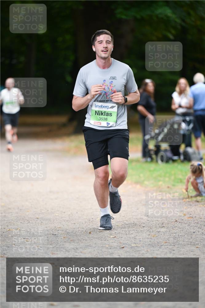 31.08.2025 - 21. Blankeneser Heldenlauf Dr. Thomas Lammeyer http://msf.ph/oto/8635235 31.08.2025 10:37:51 Laufen 33, 3538 meine-sportfotos.de