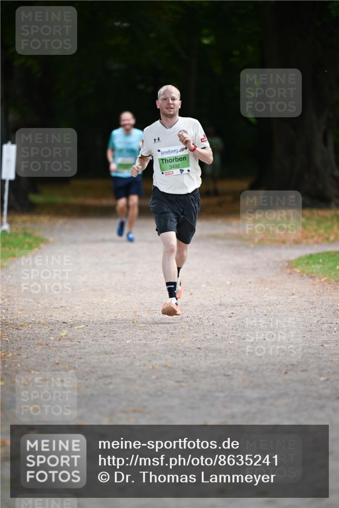 31.08.2025 - 21. Blankeneser Heldenlauf Dr. Thomas Lammeyer http://msf.ph/oto/8635241 31.08.2025 10:37:56 Laufen 3492 meine-sportfotos.de