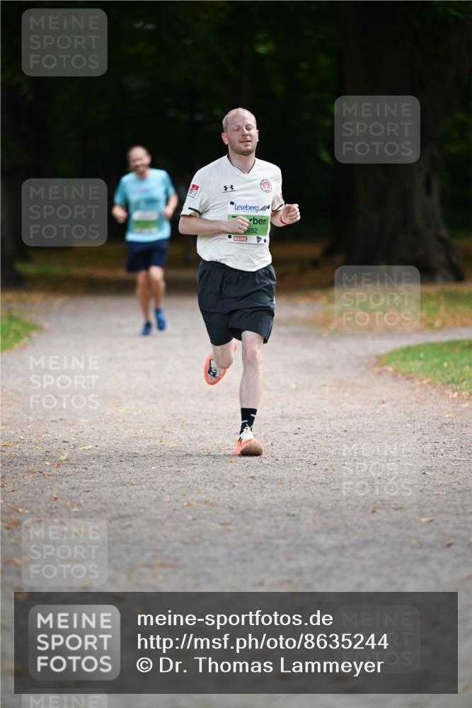 31.08.2025 - 21. Blankeneser Heldenlauf Dr. Thomas Lammeyer http://msf.ph/oto/8635244 31.08.2025 10:37:57 Laufen 492 meine-sportfotos.de