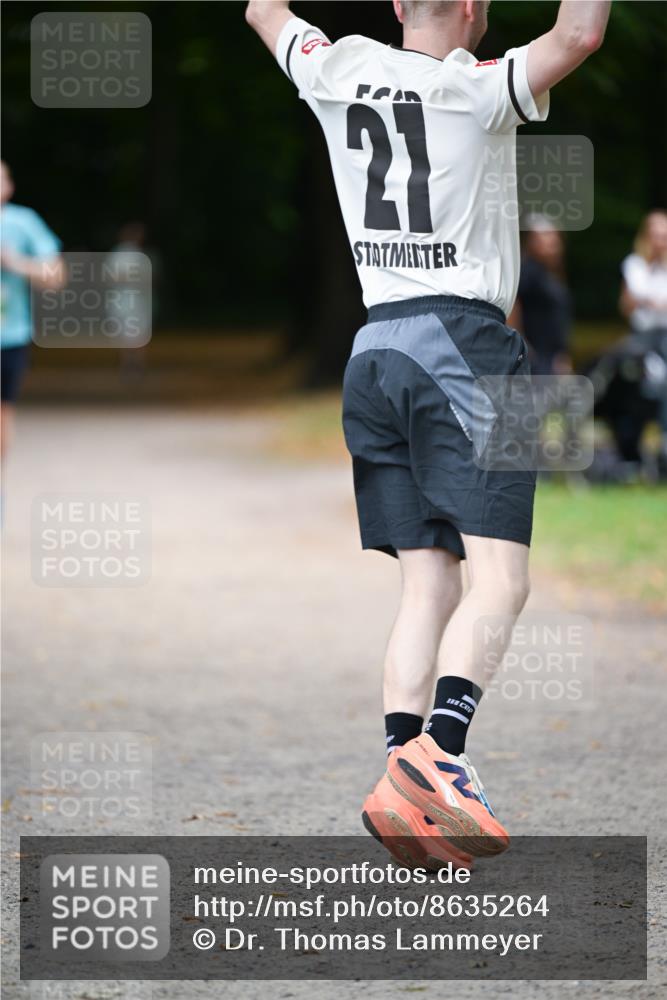 31.08.2025 - 21. Blankeneser Heldenlauf Dr. Thomas Lammeyer http://msf.ph/oto/8635264 31.08.2025 10:37:59 Laufen 21 meine-sportfotos.de