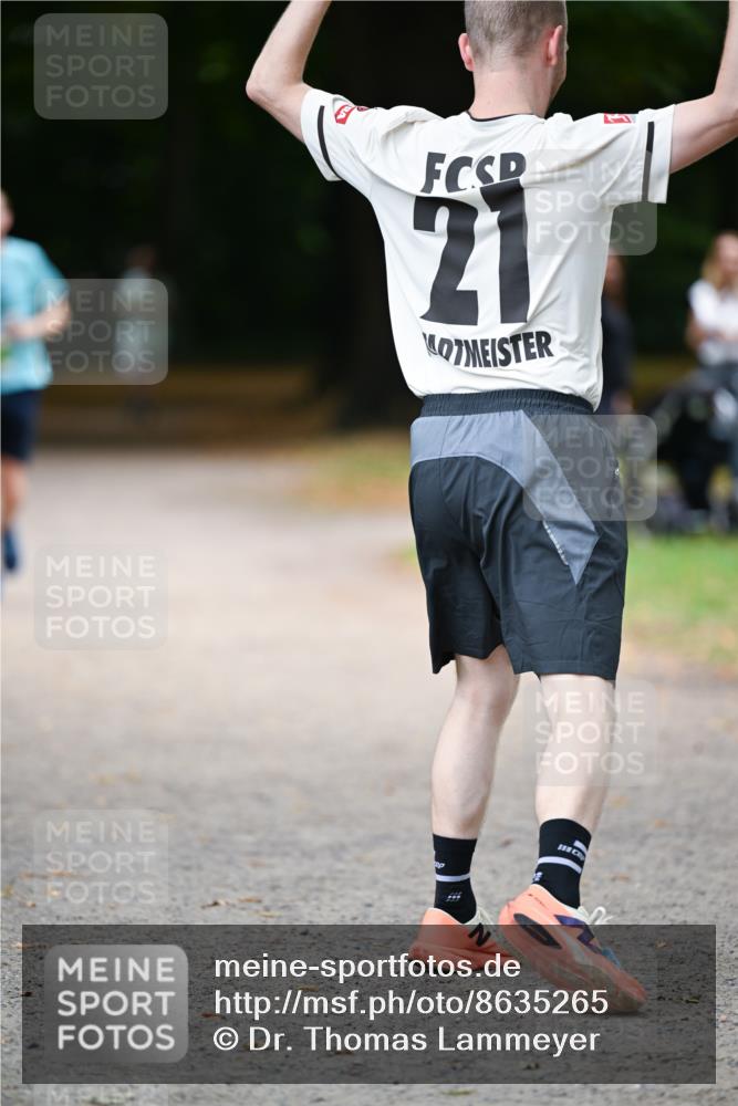 31.08.2025 - 21. Blankeneser Heldenlauf Dr. Thomas Lammeyer http://msf.ph/oto/8635265 31.08.2025 10:37:59 Laufen 21, 20 meine-sportfotos.de
