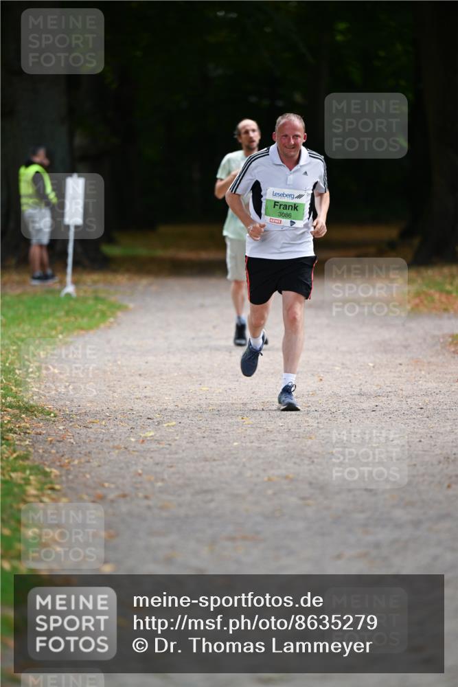 31.08.2025 - 21. Blankeneser Heldenlauf Dr. Thomas Lammeyer http://msf.ph/oto/8635279 31.08.2025 10:38:11 Laufen 3086 meine-sportfotos.de