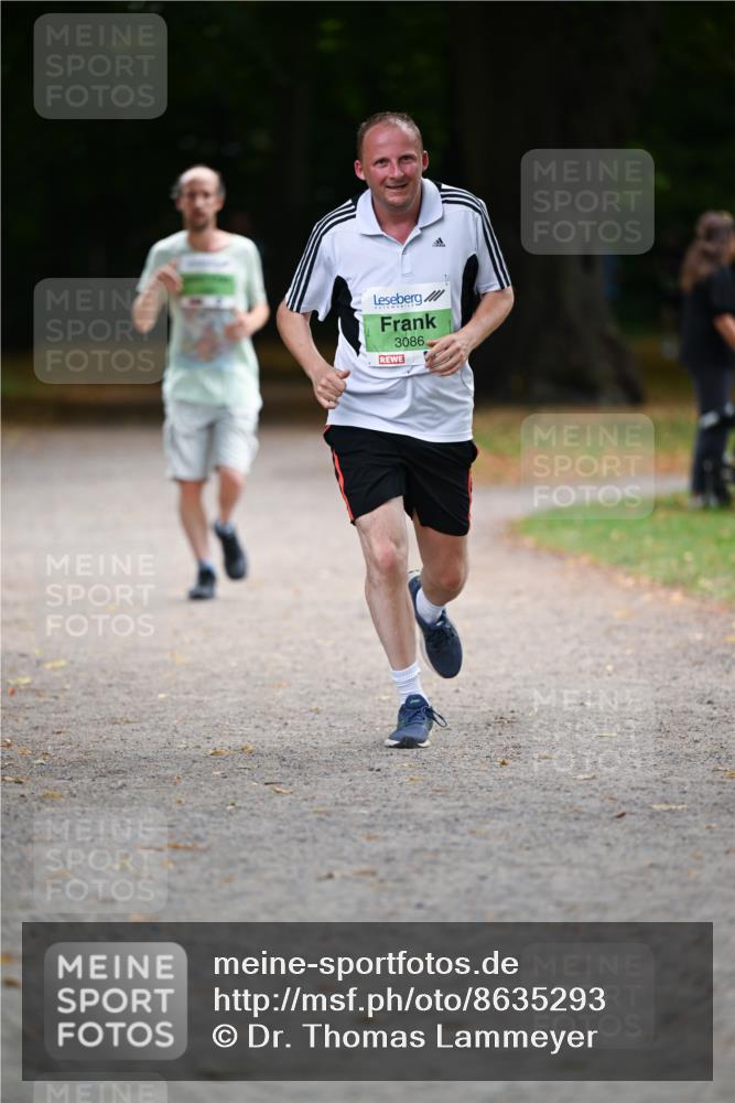 31.08.2025 - 21. Blankeneser Heldenlauf Dr. Thomas Lammeyer http://msf.ph/oto/8635293 31.08.2025 10:38:13 Laufen 3086 meine-sportfotos.de