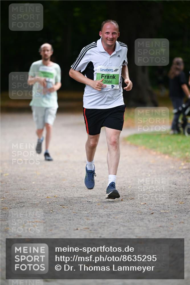 31.08.2025 - 21. Blankeneser Heldenlauf Dr. Thomas Lammeyer http://msf.ph/oto/8635295 31.08.2025 10:38:13 Laufen 3086 meine-sportfotos.de